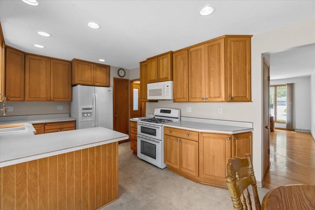 2604 E Dale AVENUE, Cudahy, WI 53110