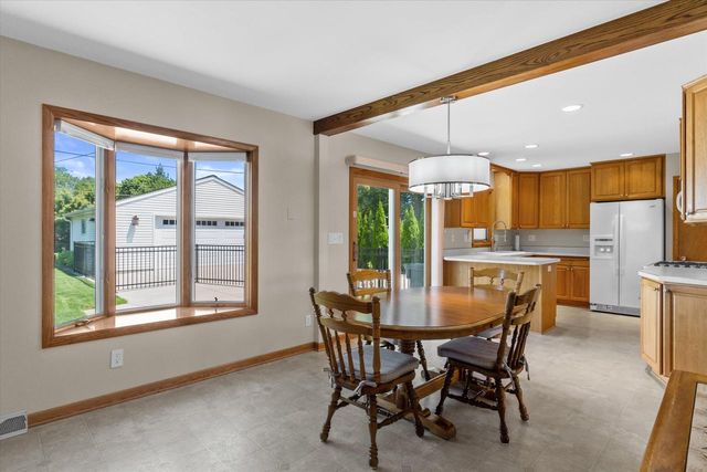 2604 E Dale AVENUE, Cudahy, WI 53110