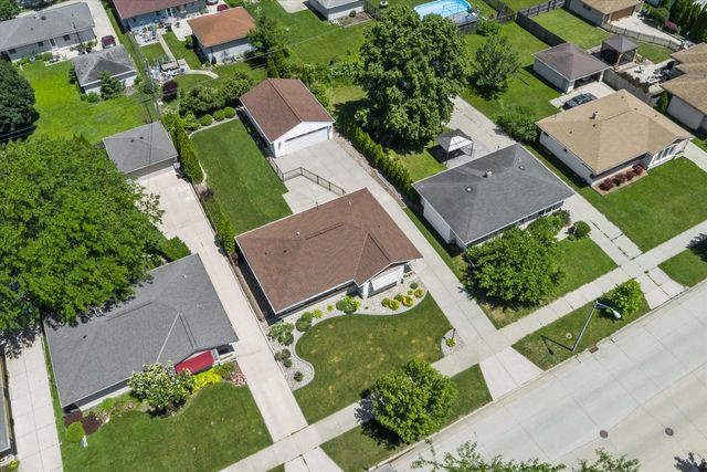 2604 E Dale AVENUE, Cudahy, WI 53110