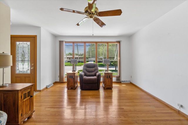 2604 E Dale AVENUE, Cudahy, WI 53110