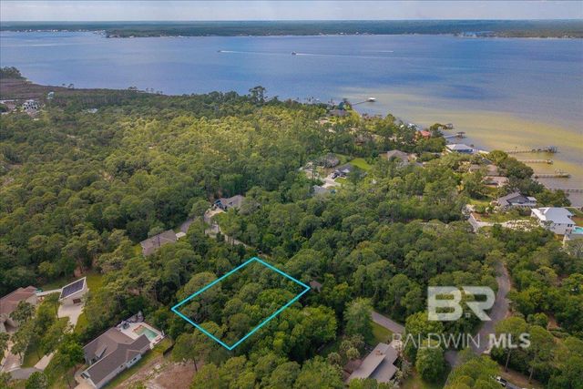 16505 North Shore Lane, Pensacola, FL 32507