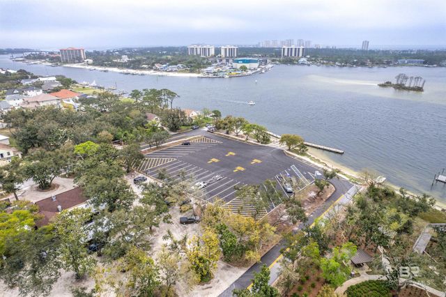 16505 North Shore Lane, Pensacola, FL 32507