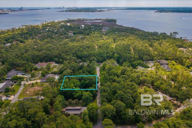 16505 North Shore Lane, Pensacola, FL 32507