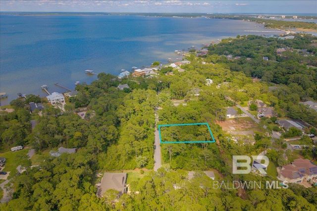 16505 North Shore Lane, Pensacola, FL 32507