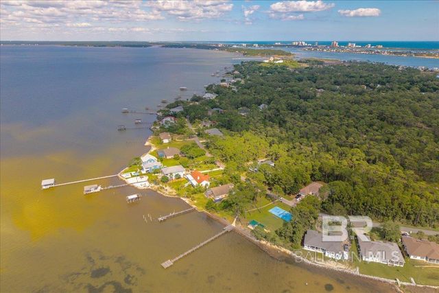 16505 North Shore Lane, Pensacola, FL 32507