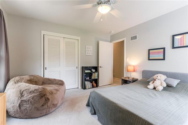 3901 W 57th Terrace, Fairway, KS 66205