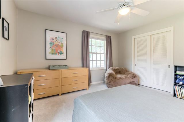 3901 W 57th Terrace, Fairway, KS 66205