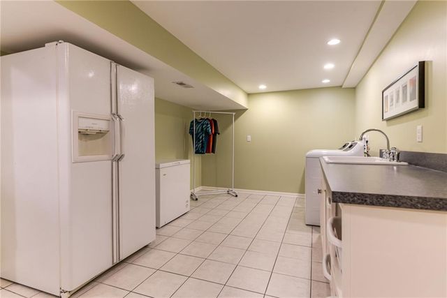 3901 W 57th Terrace, Fairway, KS 66205