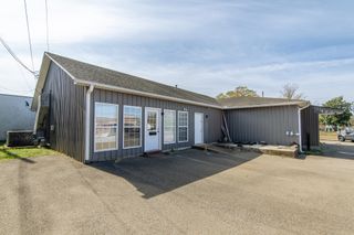 119 N 4TH ST, Selmer, TN 38375