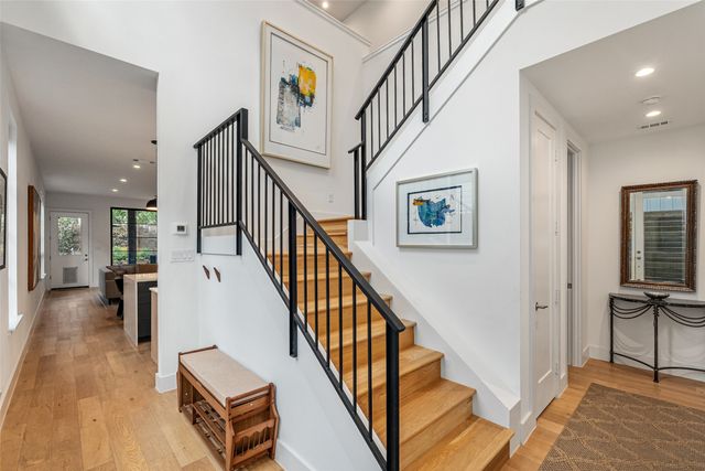 1220 Haines Avenue, Dallas, TX 75208