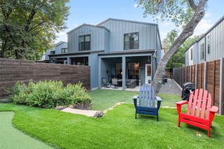 1220 Haines Avenue, Dallas, TX 75208