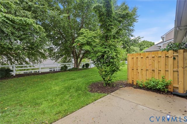 5102 Terrace Arbor Cir, Midlothian, VA 23112