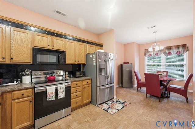 5102 Terrace Arbor Cir, Midlothian, VA 23112
