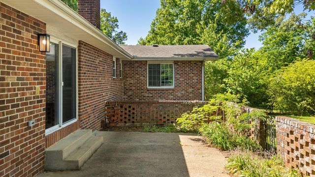 4011 Patton Edwards Drive, Chattanooga, TN 37412