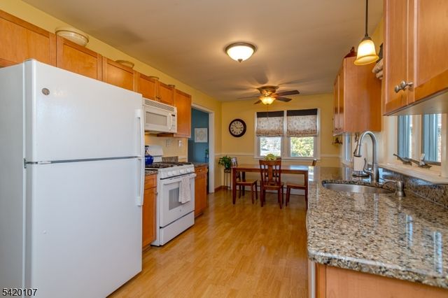 214 Vesper Ave, Middlesex Boro, NJ 08846