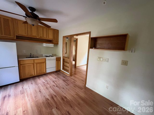 70 Stonegate Trail, Leicester, NC 28748