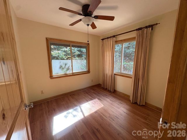 70 Stonegate Trail, Leicester, NC 28748