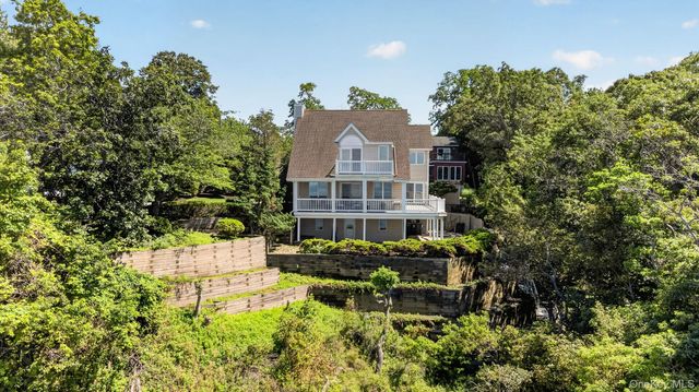 103 Soundview Drive, Rocky Point, NY 11778