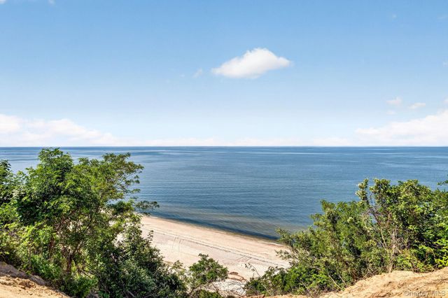 103 Soundview Drive, Rocky Point, NY 11778