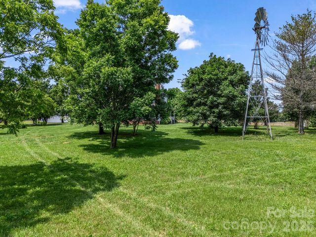1550 Airport Road, Rutherfordton, NC 28139