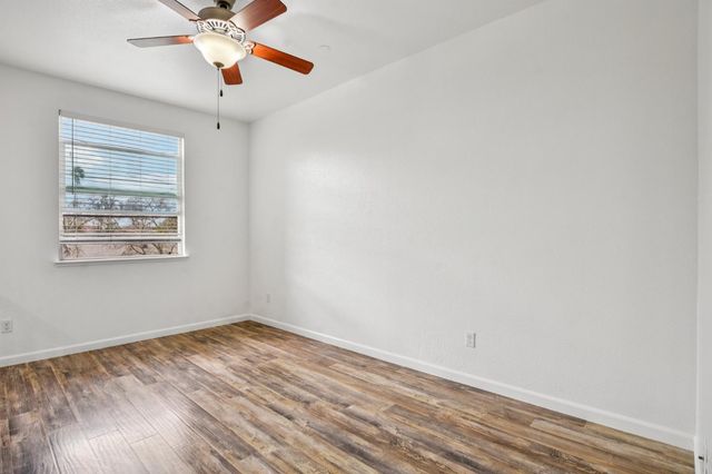 939 Dixieanne Ave, Sacramento, CA 95815