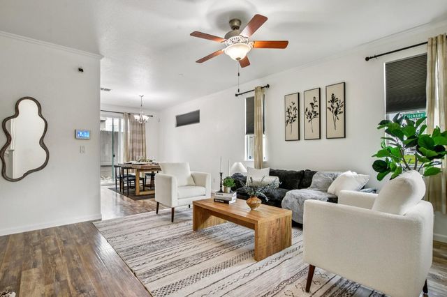 939 Dixieanne Ave, Sacramento, CA 95815