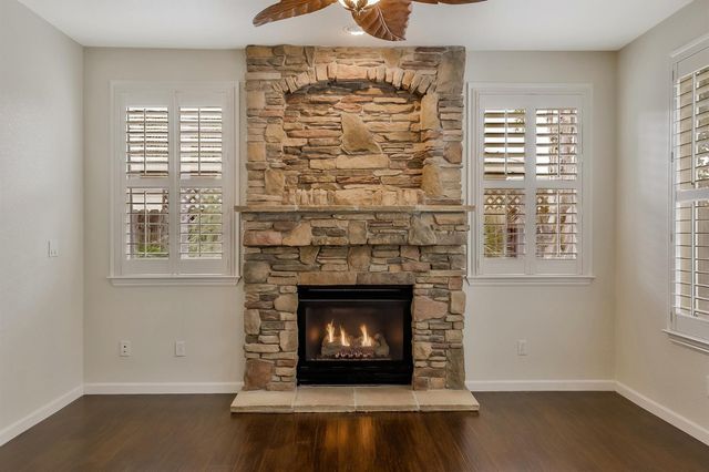379 John Kamps Way, Ripon, CA 95366