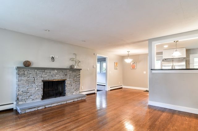 12 Patony Rd, Framingham, MA 01701