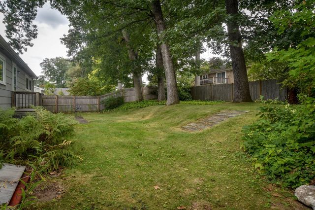 12 Patony Rd, Framingham, MA 01701