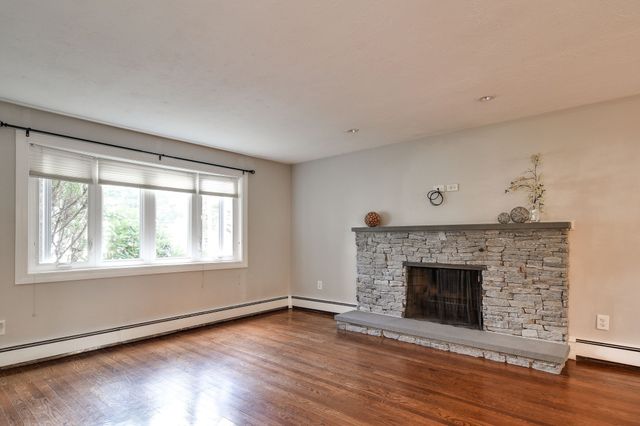12 Patony Rd, Framingham, MA 01701