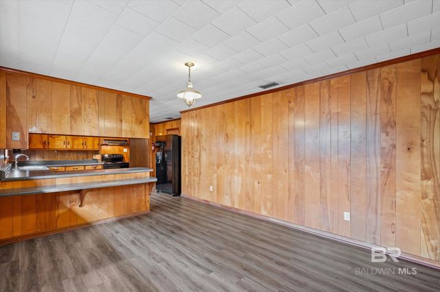 605 N Day Avenue, Bay Minette, AL 36507