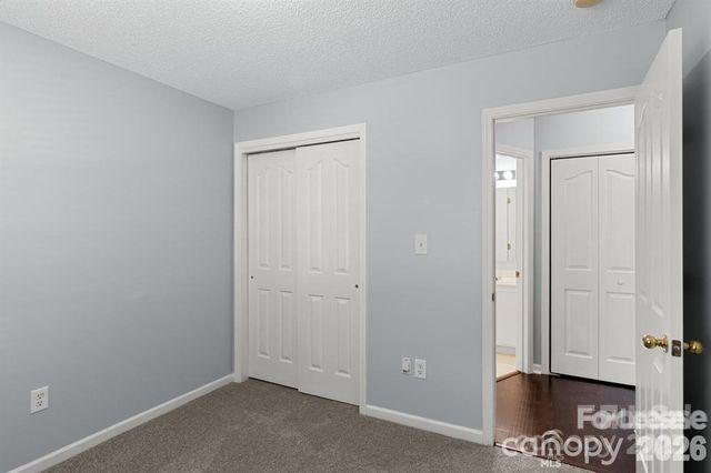 6828 Ayrshire Glen Place, Charlotte, NC 28273