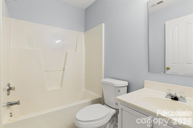 6828 Ayrshire Glen Place, Charlotte, NC 28273