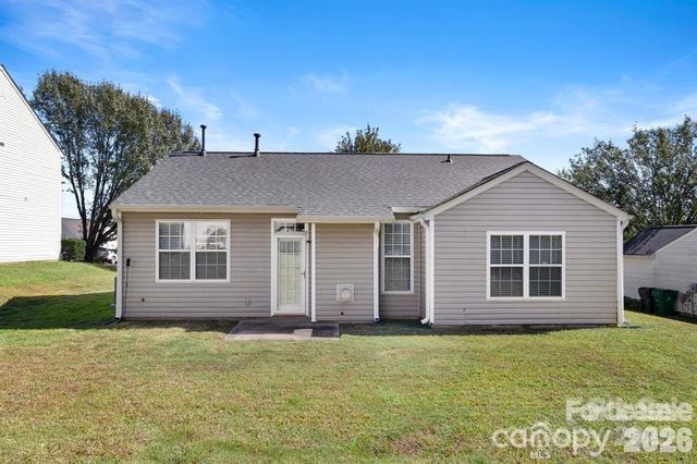 6828 Ayrshire Glen Place, Charlotte, NC 28273