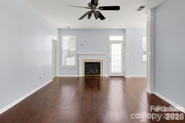 6828 Ayrshire Glen Place, Charlotte, NC 28273