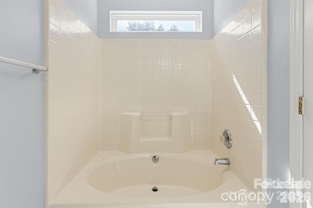 6828 Ayrshire Glen Place, Charlotte, NC 28273