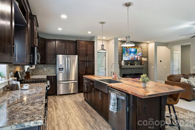 10943 Harrisburg Road, Fort Mill, SC 29707