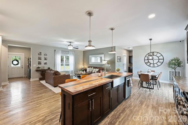 10943 Harrisburg Road, Fort Mill, SC 29707