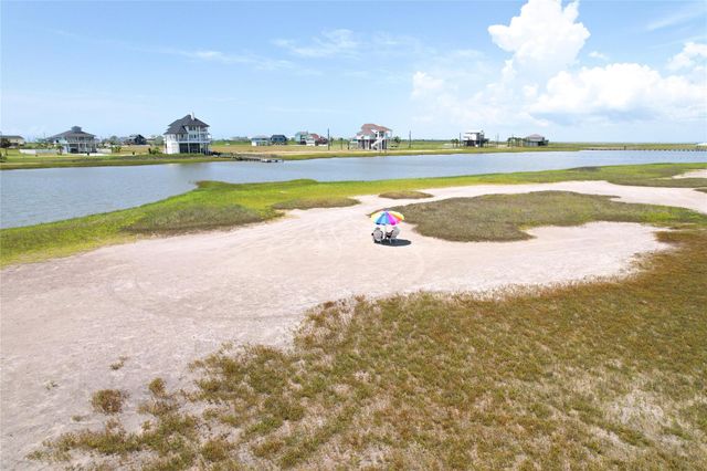 18414 Indian Beach Ct, Galveston, TX 77554