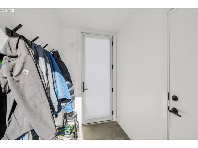 150 N BUFFALO St, Portland, OR 97217