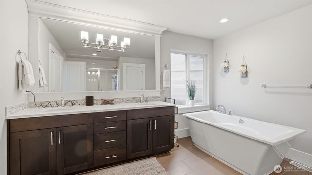 6508 SE 7th Place, Renton, WA 98059