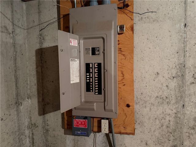 67 Meadow Court, Chippewa Falls, WI 54729