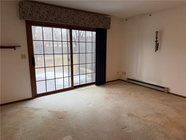 67 Meadow Court, Chippewa Falls, WI 54729