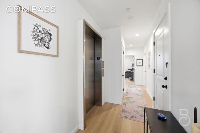 2048 Steinway St, New York City, NY 11105