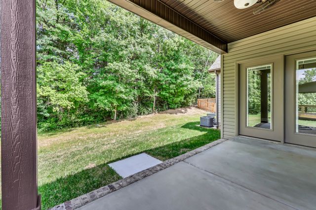 349 Chase Dr, Clarksville, TN 37043
