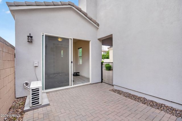 253 E BALSAM Drive, Chandler, AZ 85286