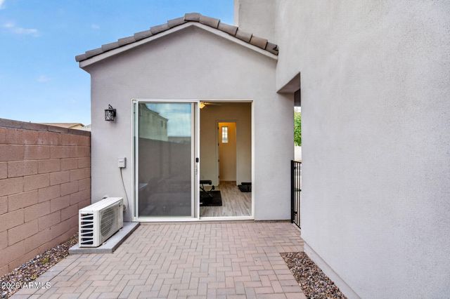 253 E BALSAM Drive, Chandler, AZ 85286