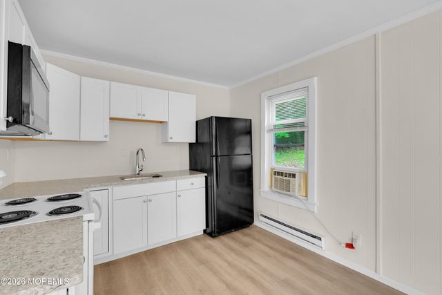 302 Schoolhouse Road Unit B, Monroe, NJ 08831