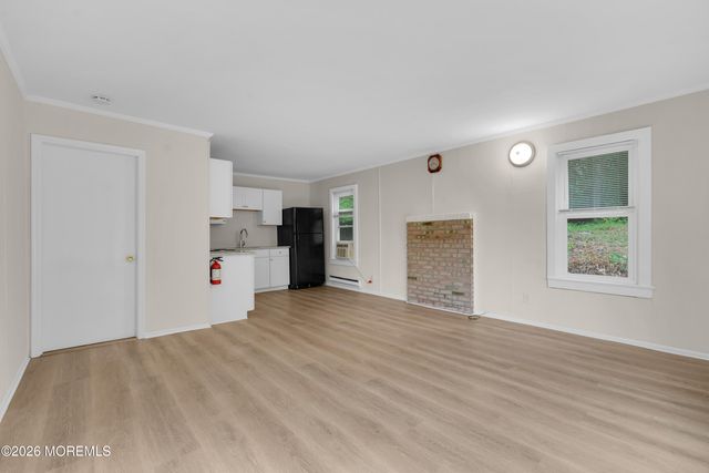 302 Schoolhouse Road Unit B, Monroe, NJ 08831