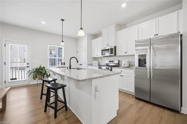 1214 Gunboat DR, Suffolk, VA 23435